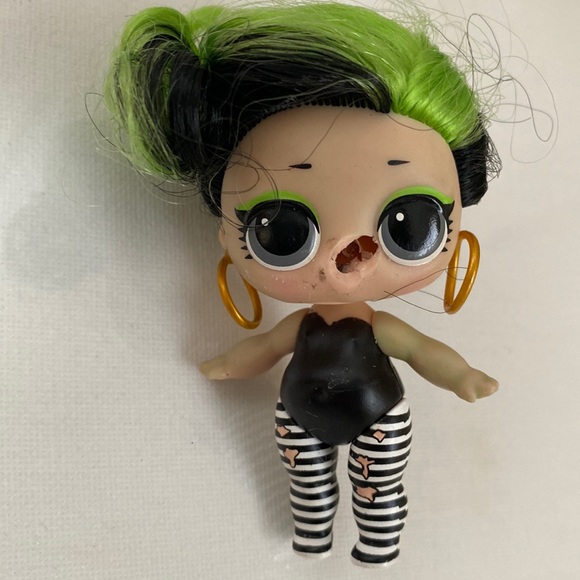 Lot of 5 Dolls:Radical QT Ultra Rare LOL Surprise REMIX Hair Flip,Queen Bee Doll - Picture 12 of 16